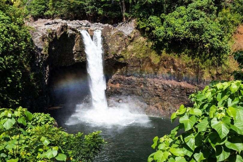 Hawaii Travel Vacation Guide 2025:10 Beautiful Places You Should Not Miss