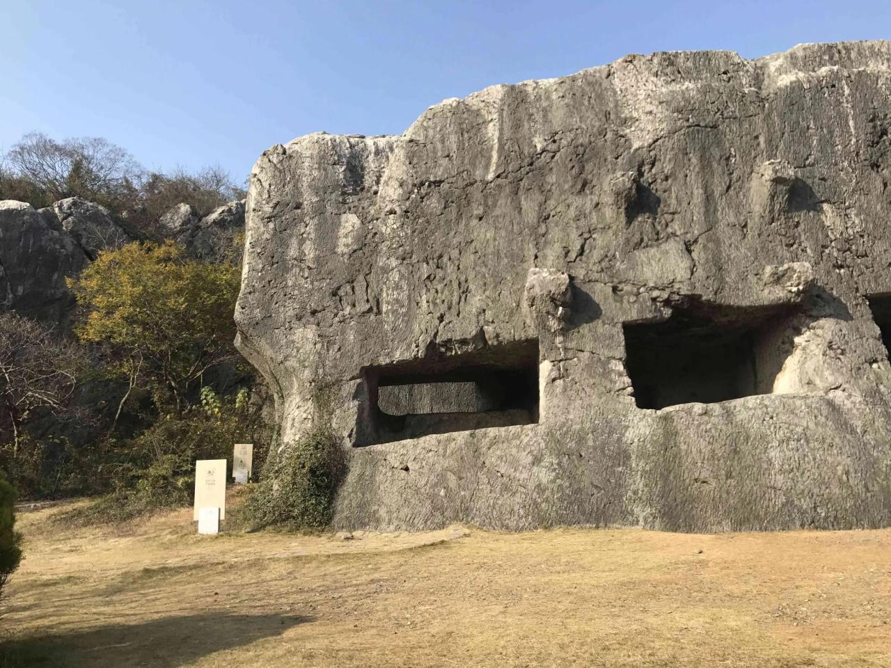 Hot Spring Travel Guide: Tangshan Hot Spring Tourist Resort