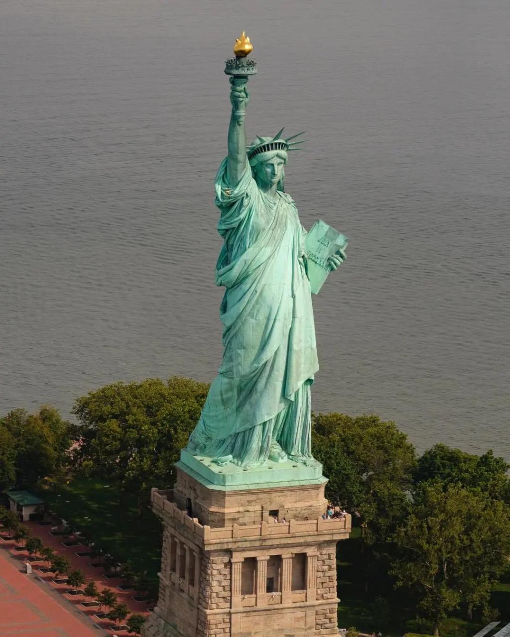US Natural Attractions: Bookmark Now! Must-Visit Places in the US, 5 Popular Attractions