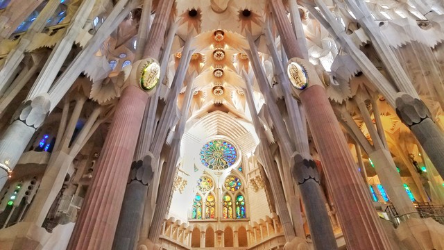 Top Tourist Destinations: The World's 10 Most Popular Attractions Revealed! Visiting 3 is considered passing, while visiting all of them makes you a true travel expert.