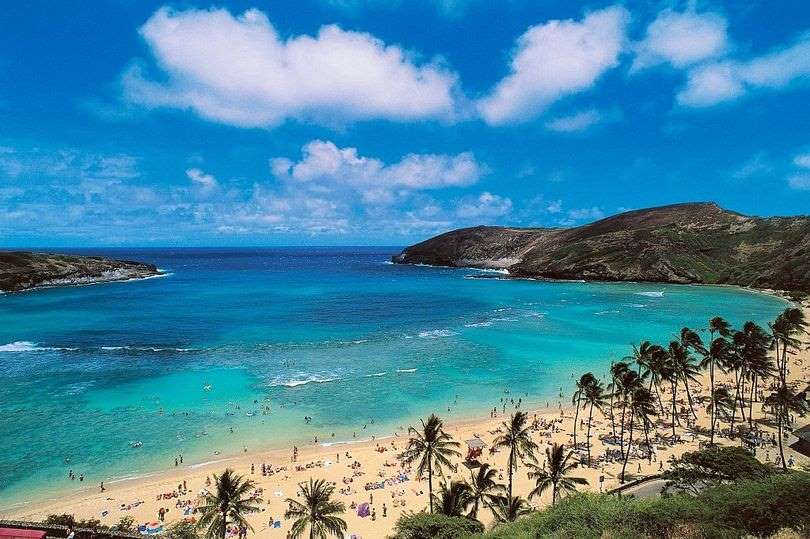 Hawaii Travel Vacation Guide 2025:10 Beautiful Places You Should Not Miss