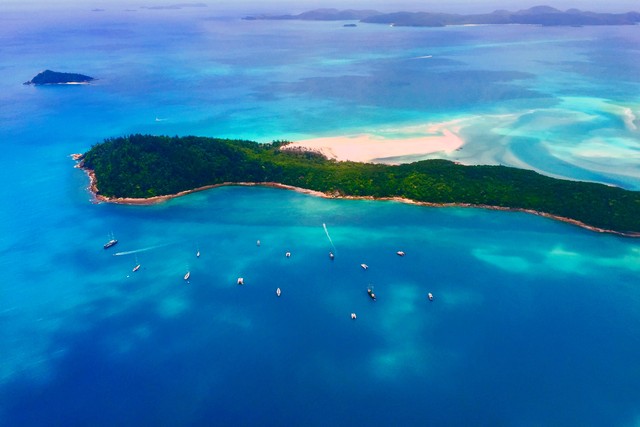 Top Tourist Destinations: The World's 10 Most Popular Attractions Revealed! Visiting 3 is considered passing, while visiting all of them makes you a true travel expert.