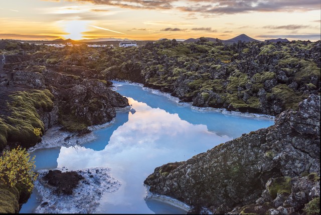 Top Tourist Destinations: The World's 10 Most Popular Attractions Revealed! Visiting 3 is considered passing, while visiting all of them makes you a true travel expert.