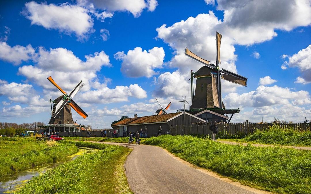 Amsterdam Attractions: World Travel Map Highlights—Europe, Netherlands, Amsterdam, A Journey in Amsterdam