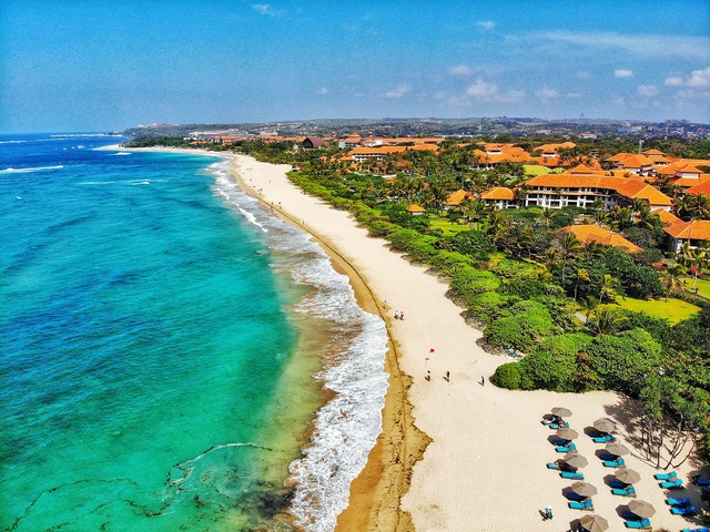 The Coolest Travel Companions: 2025's Top 10 Coolest Travel Destinations in the World, The #1 Place That 90% of People Don't Know About!